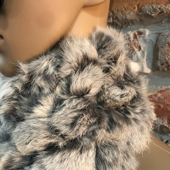 Genuine fur scarf/wrap - Picture 6 of 8